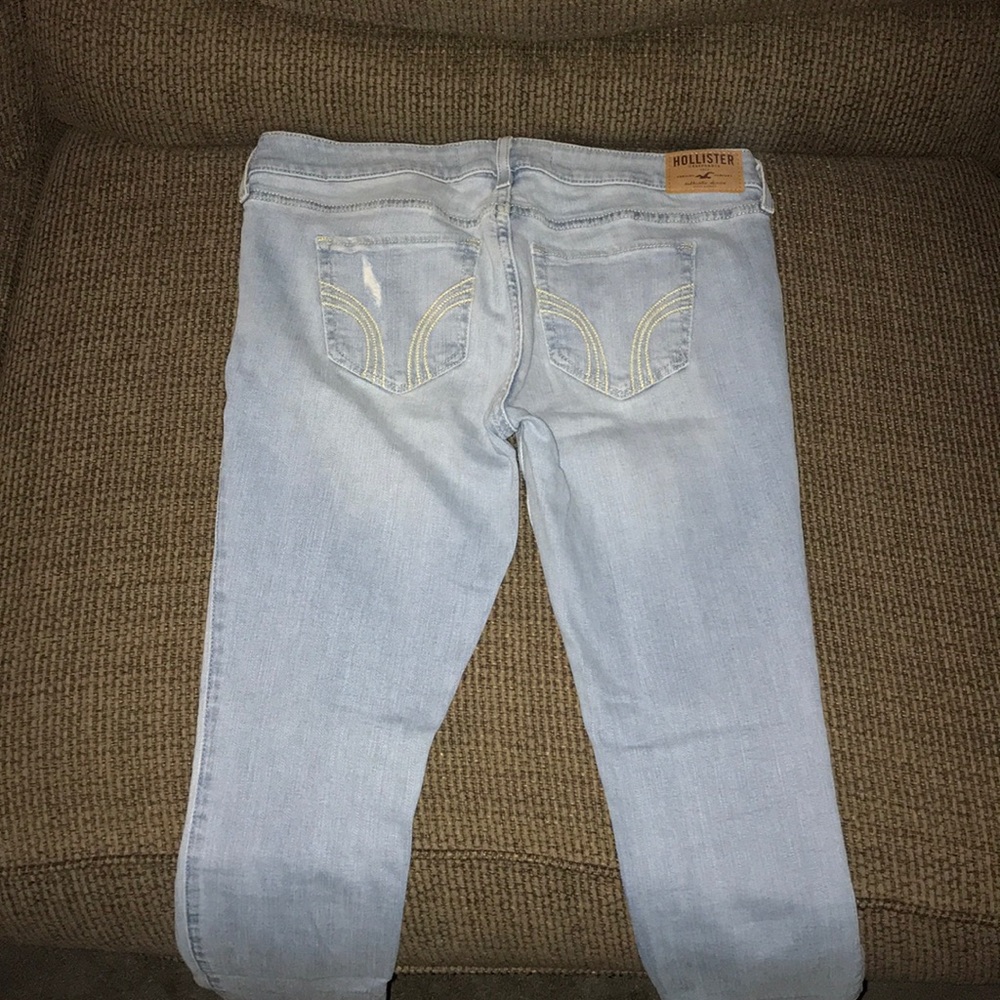 Hollister Jeans - Picture 3 of 8